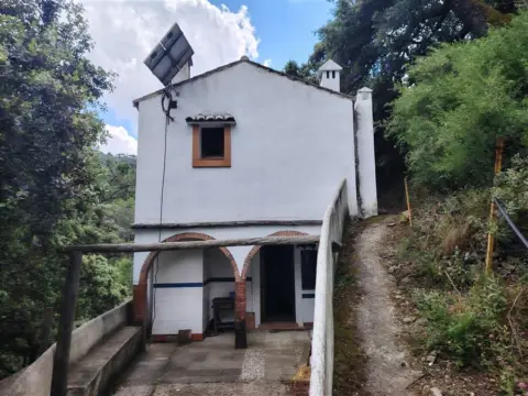 Chalet rústico en calle Camino de los Pedregales, nº 294