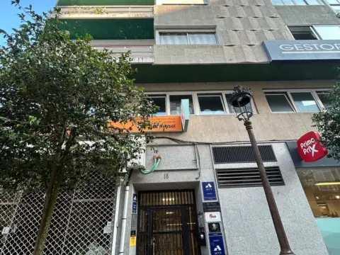 Piso en calle de Castelao