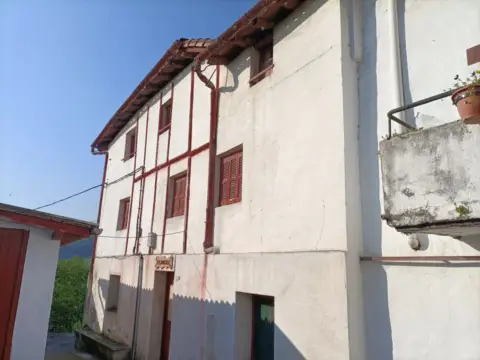 Rustic house in calle de Zapatari