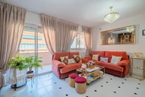 Piso en Avenida de Pablo Neruda