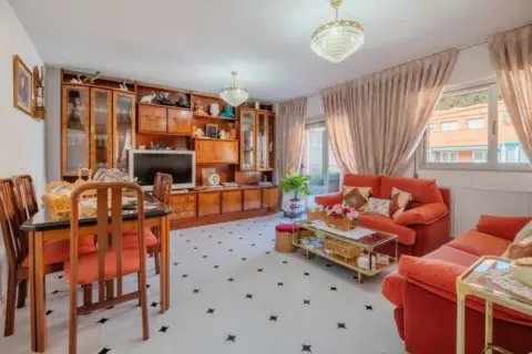 Piso en Avenida de Pablo Neruda