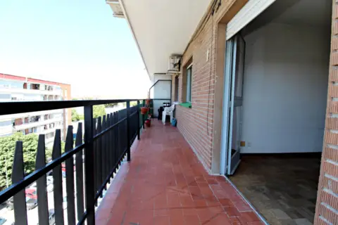 Piso en calle de Pont de Molins
