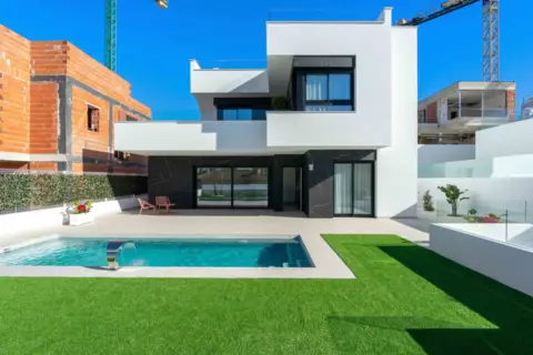 Chalet unifamiliar en Avenida de Alicante