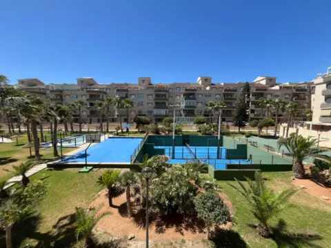 Piso en Paseo del Toyo, 5