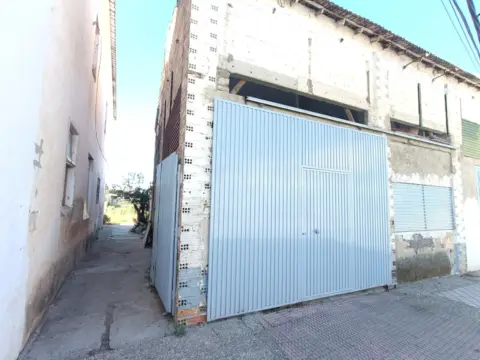 Terreno en calle de Pablo Neruda