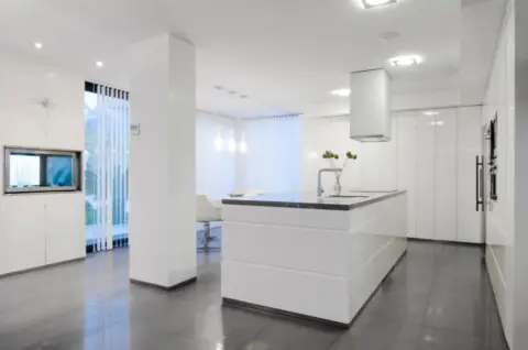 Chalet en Montornés-Las Palmas-El Refugio