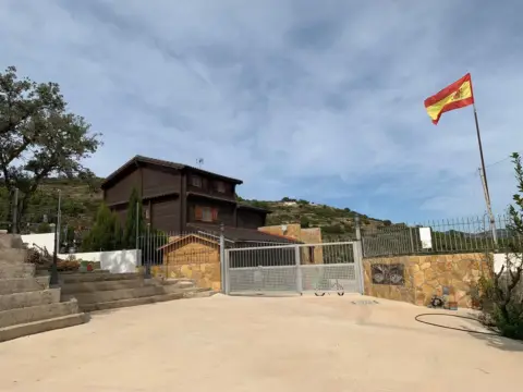 Finca rústica en Carrer de la Serra d'Engarceran