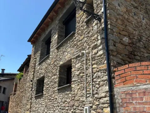 Casa rústica en calle Prat de La Vila