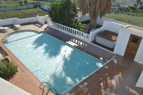 Casa en Camino de los Olivos