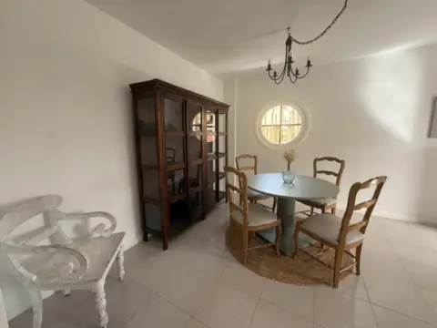 Piso en calle Trasera de San Blas