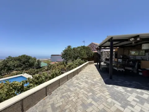 Casa en calle de la Fuente