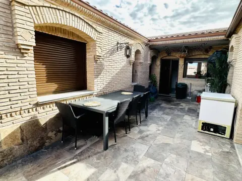 Chalet en Santa Olalla