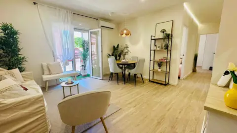 Piso en Nuevo Aranjuez-Ciudad de las Artes-El Mirador