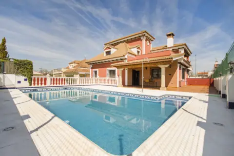 Chalet en La Montaña-Cortijo de San Isidro