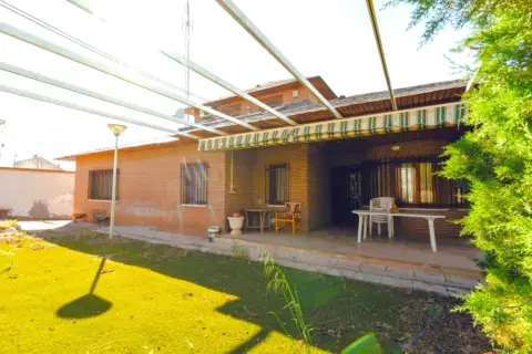 Chalet en Recas