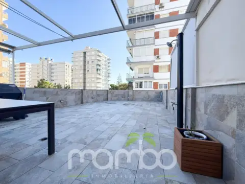 Dúplex en Paseo Marítimo Levante, 21