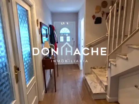 Chalet adosado en Los Milagros-La Corchera