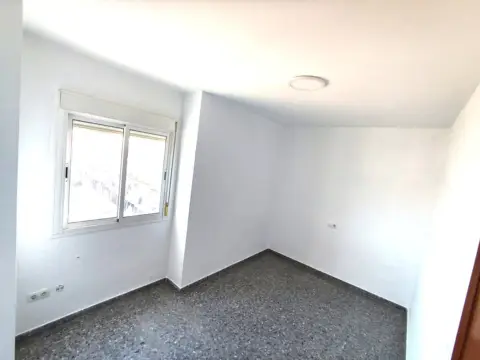 Piso en Los Milagros-La Corchera