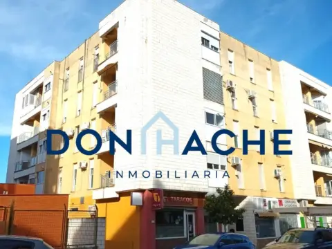 Piso en Los Milagros-La Corchera