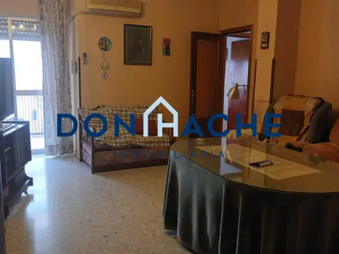 Piso en Reina Sofía-Salesianos-Bodegones