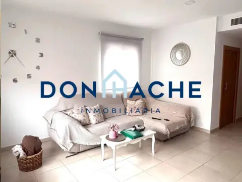 Chalet adosado en Los Milagros-La Corchera