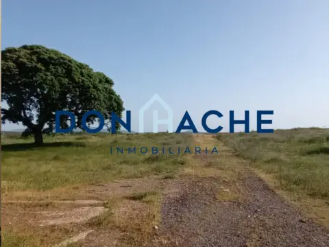 Terreno en San Luis-San Juan-Santa Isabel