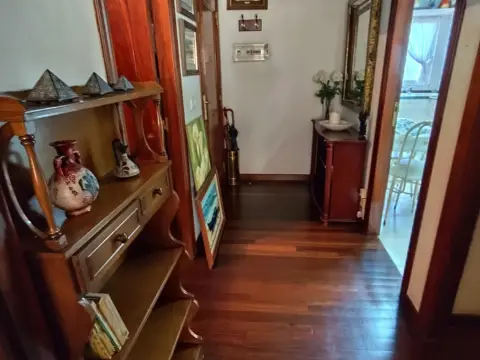 Piso en calle del Río de Monelos