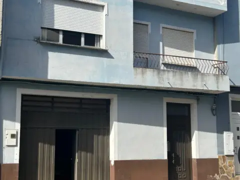 Casa en calle de Eduardo Pondal