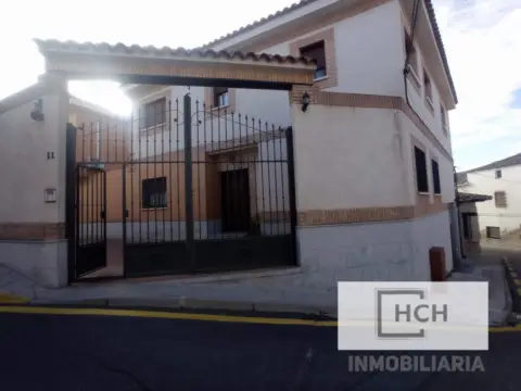 Casa pareada en calle de las Monjas, 11