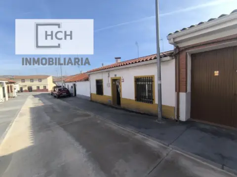 Casa unifamiliar en calle de la Castellana, 17