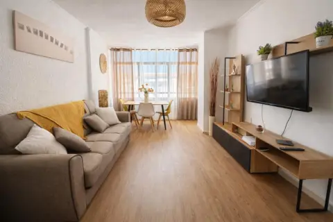 Apartamento en calle Chasna, Blo. B