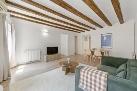 Piso en Carrer del Príncep de Viana