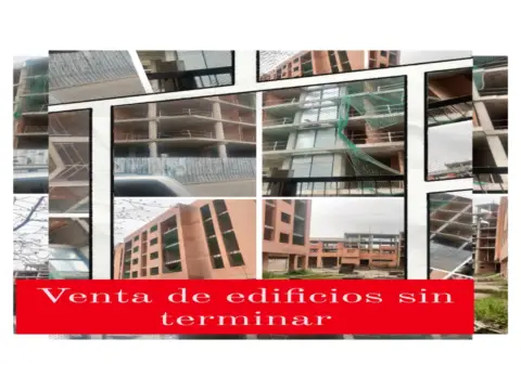 Edificio en calle Plaza Conde Valdemoro 28342 Madrid