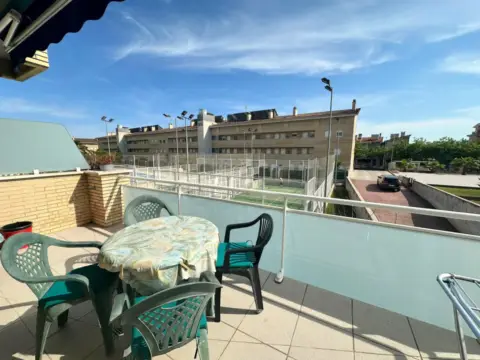 Apartamento en calle Ausias March