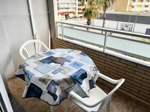 Apartamento en Avinguda de les Corts Valencianes, 22