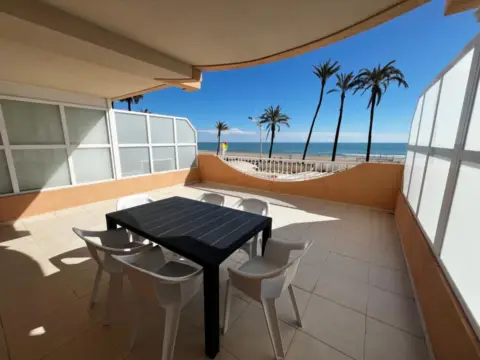 Apartamento en Avenida del Papa Luna, 16