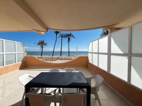 Apartamento en Avenida del Papa Luna, 16