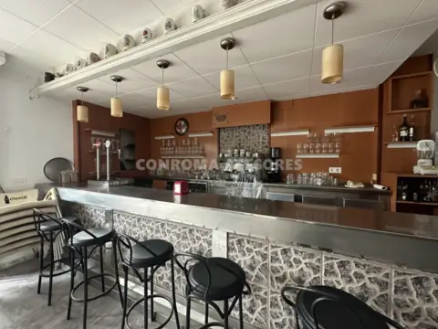 Local comercial en Carrer de Montserrat