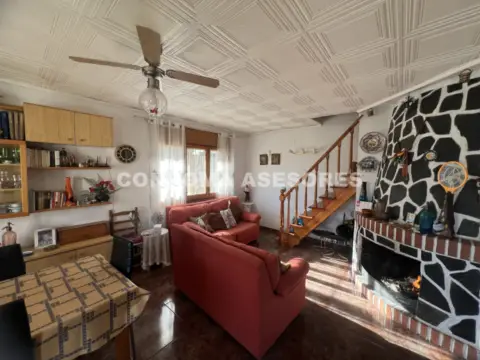 Chalet unifamiliar en Carrer de Saturn, 3