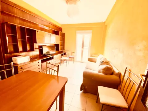 Piso en calle Imperial, 19