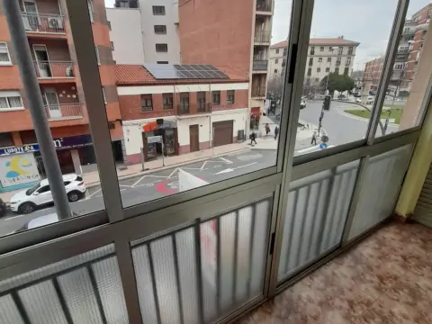 Piso en Avenida de los Comuneros, 68