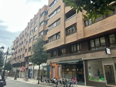 Piso en calle de Pérez de Ayala