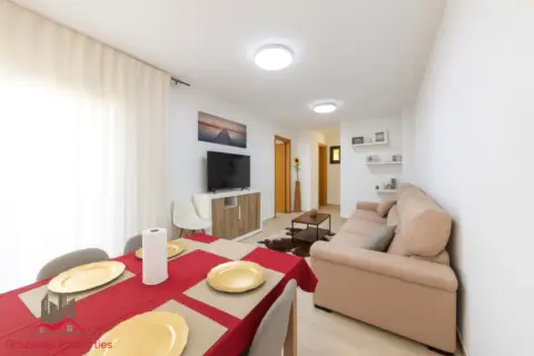 Apartamento en calle Algorín