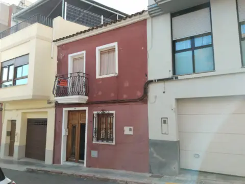 Casa pareada en Carrer Buenos Aires