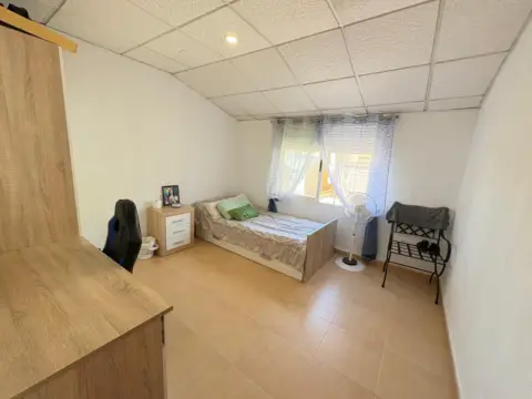 Casa pareada en Carrer de Borriol