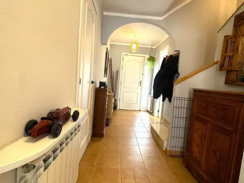 Casa pareada en Carrer de Creixell