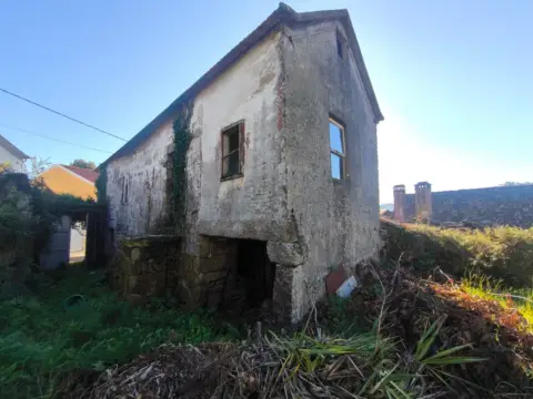 Casa rústica en Xinzo