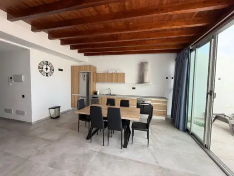 Casa en calle de José Bergamín