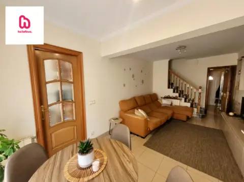 Casa pareada en Carrer de l'Estalvi