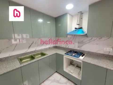 Casa adosada en Carrer de la Mare de Déu de les Neus